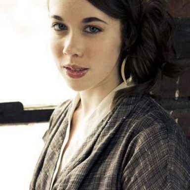 Sarah Jarosz photo 10