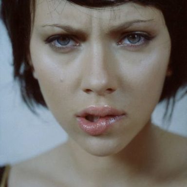 Scarlett Johansson photo 15
