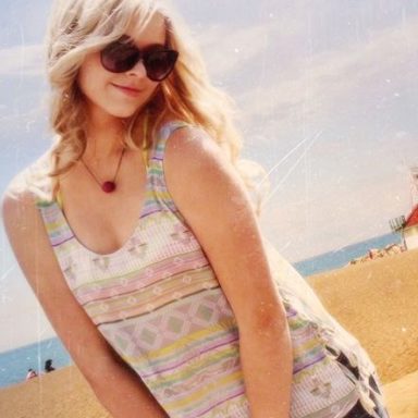 Sasha Pieterse photo 12