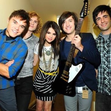 Selena Gomez & The Scene photo 21
