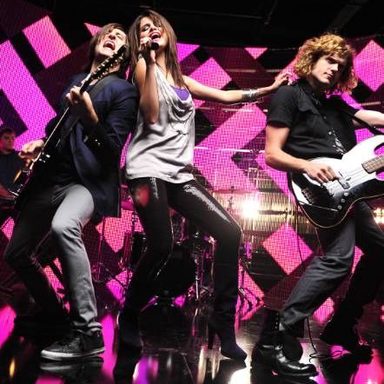 Selena Gomez & The Scene photo 28