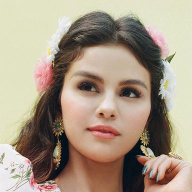 Selena Gomez photo 267