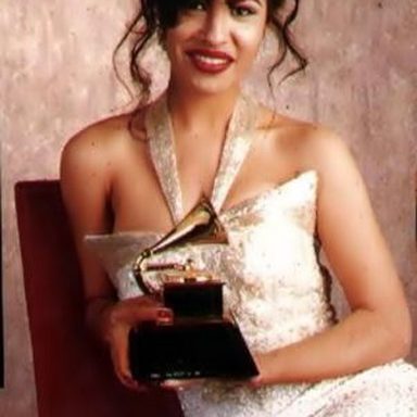 Selena photo 87