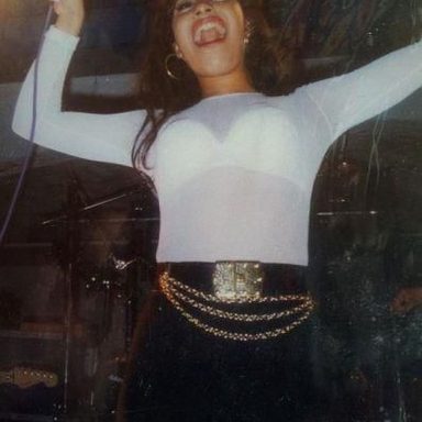 Selena photo 29