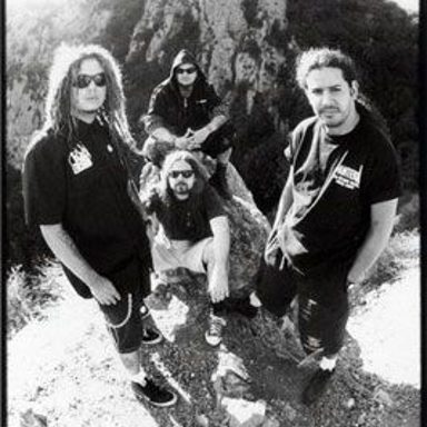 Sepultura photo 11