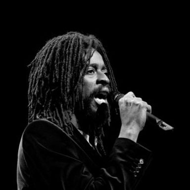Seu Jorge photo 10