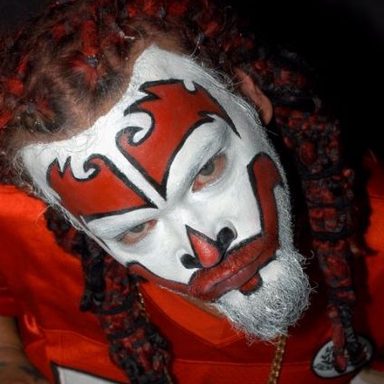 Shaggy 2 Dope