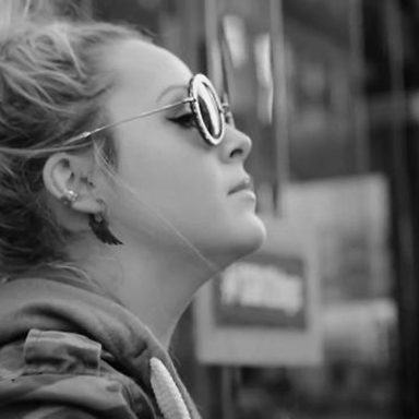 Shannon Saunders photo 10