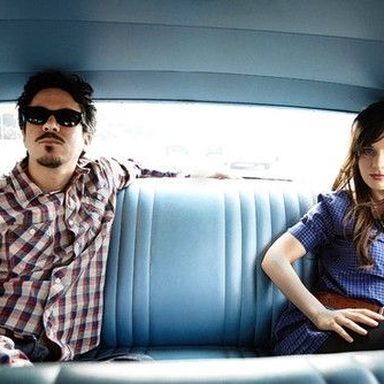 She & Him photo 12