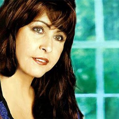Shirley Carvalhaes photo 25