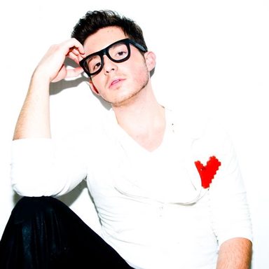Simon Curtis photo 30