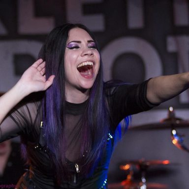 Skarlett Riot