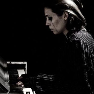 Skylar Grey