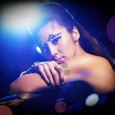 Son Dam Bi photo 9