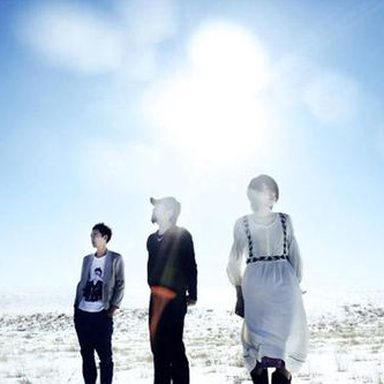 Spangle Call Lilli Line