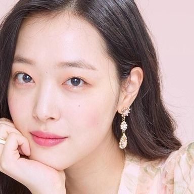 Sulli photo 22