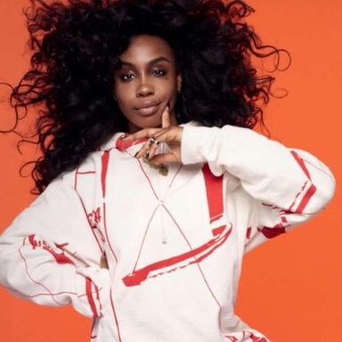 SZA photo 28