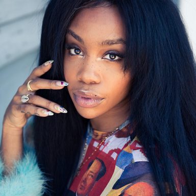 SZA photo 29