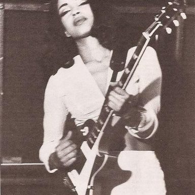 Sade photo 10