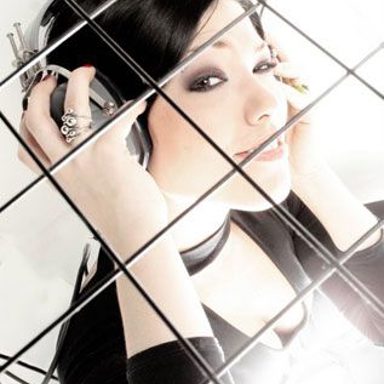 Sabrina Sanm photo 9