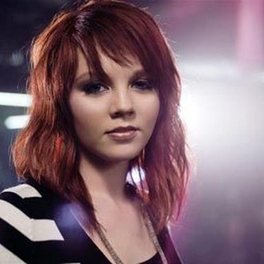 Sarah Reeves photo 11