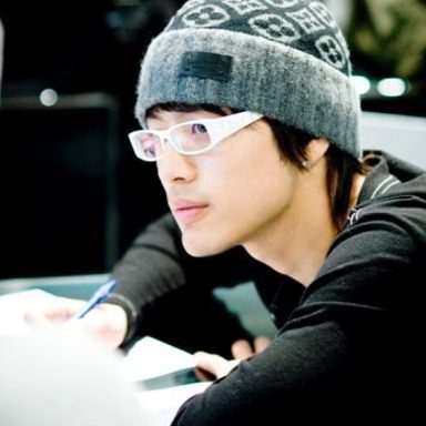 SE7EN photo 14