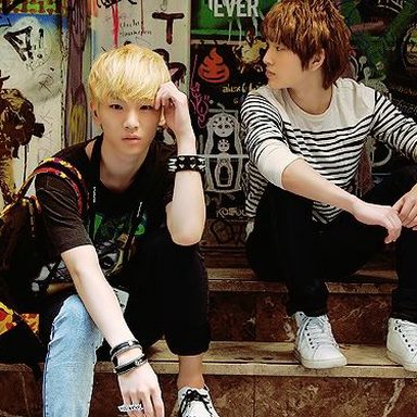 SHINee photo 36