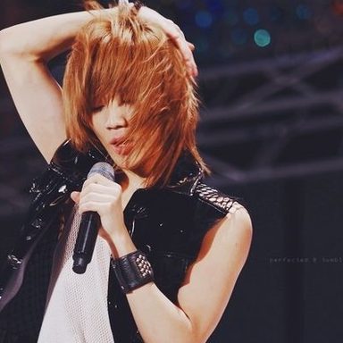 SHINee photo 37