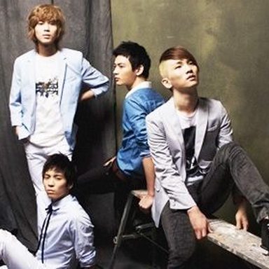SHINee photo 73