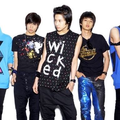 SHINee photo 104