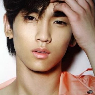 SHINee photo 102