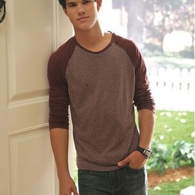 Taylor Lautner