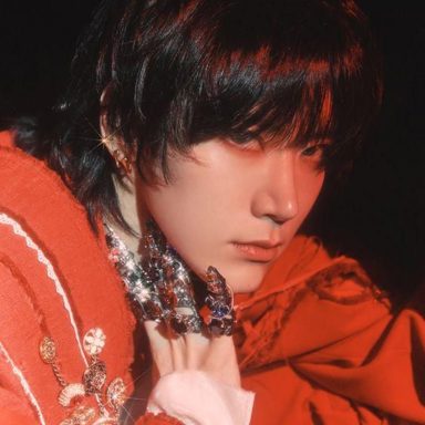 TEN photo 9