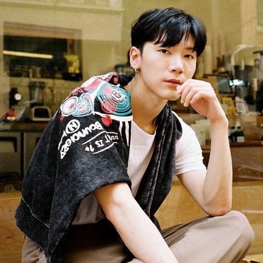 TEN photo 26