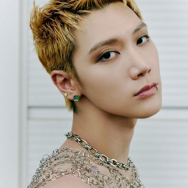 TEN photo 39