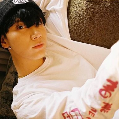 TEN photo 31