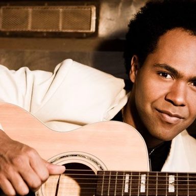 Thalles Roberto photo 9