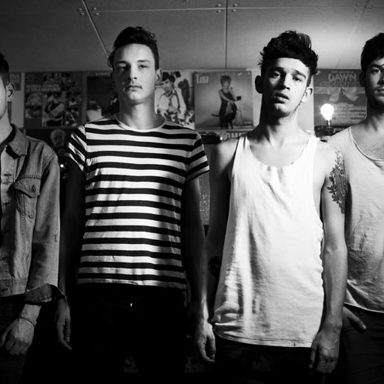 The 1975 photo 20
