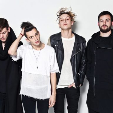 The 1975 photo 13