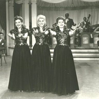 The Andrews Sisters photo 49