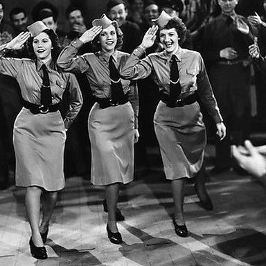 The Andrews Sisters photo 40