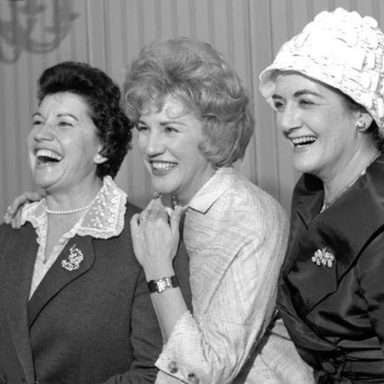 The Andrews Sisters photo 31
