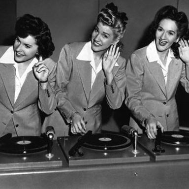 The Andrews Sisters photo 62
