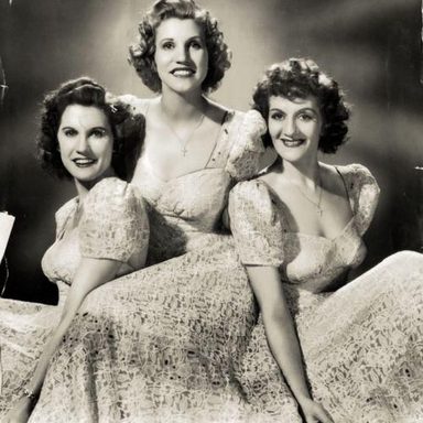 The Andrews Sisters photo 34
