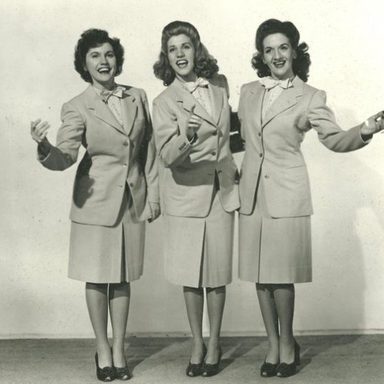 The Andrews Sisters photo 53