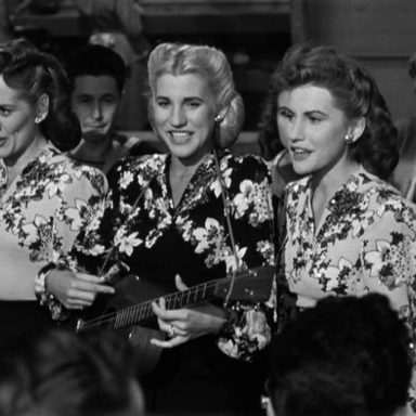 The Andrews Sisters photo 61