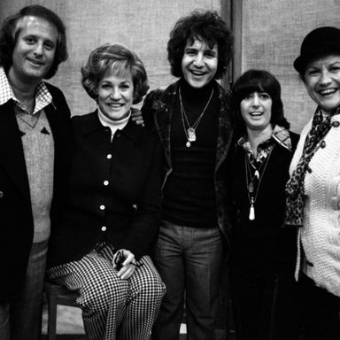 The Andrews Sisters photo 38