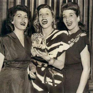 The Andrews Sisters photo 10