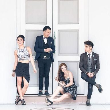The Sam Willows