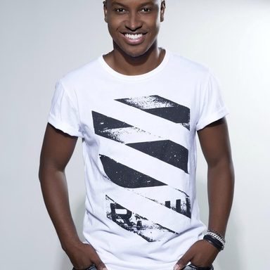 Thiaguinho photo 42